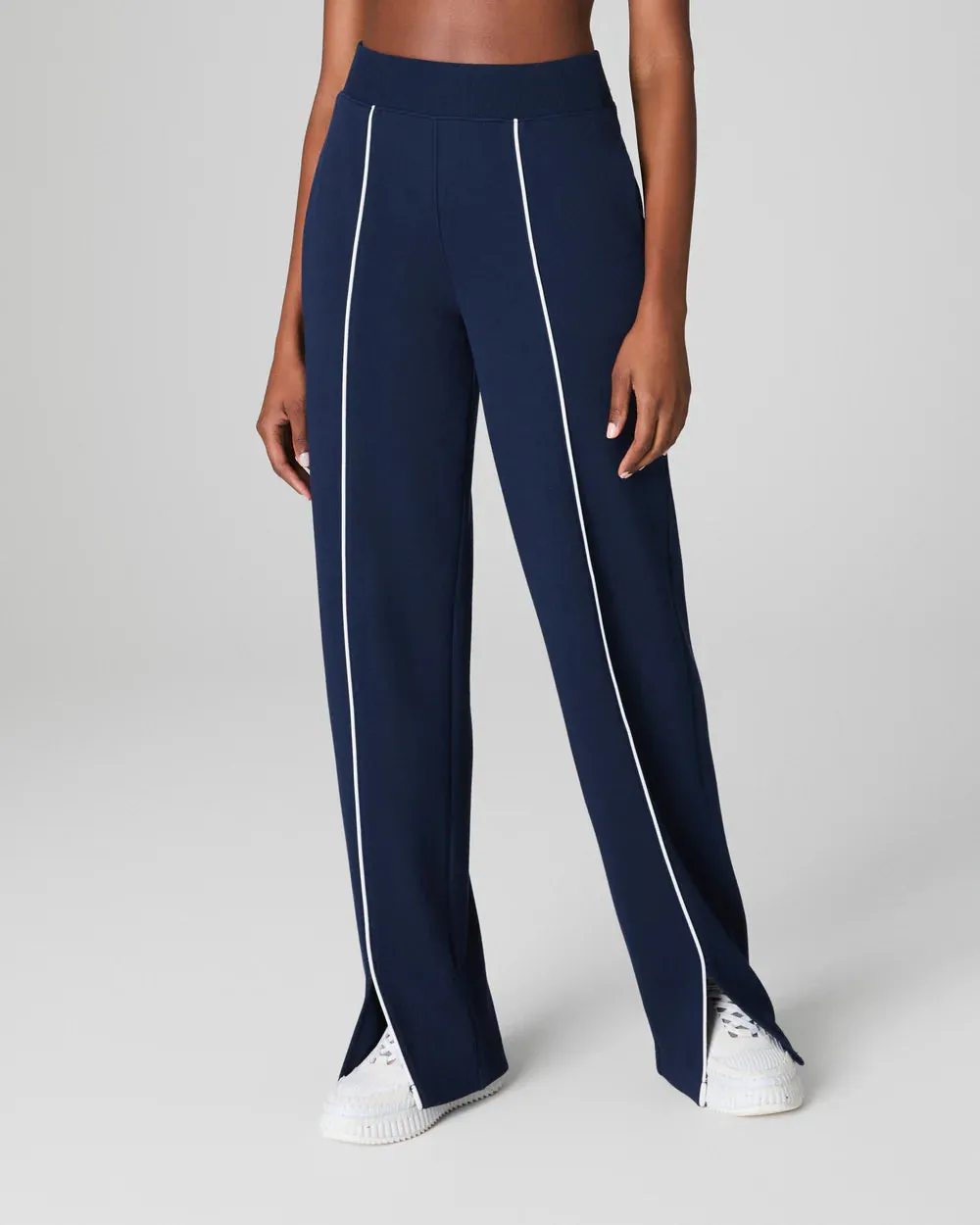 AirEssentials Pique Straight Leg Pant - Timeless Navy