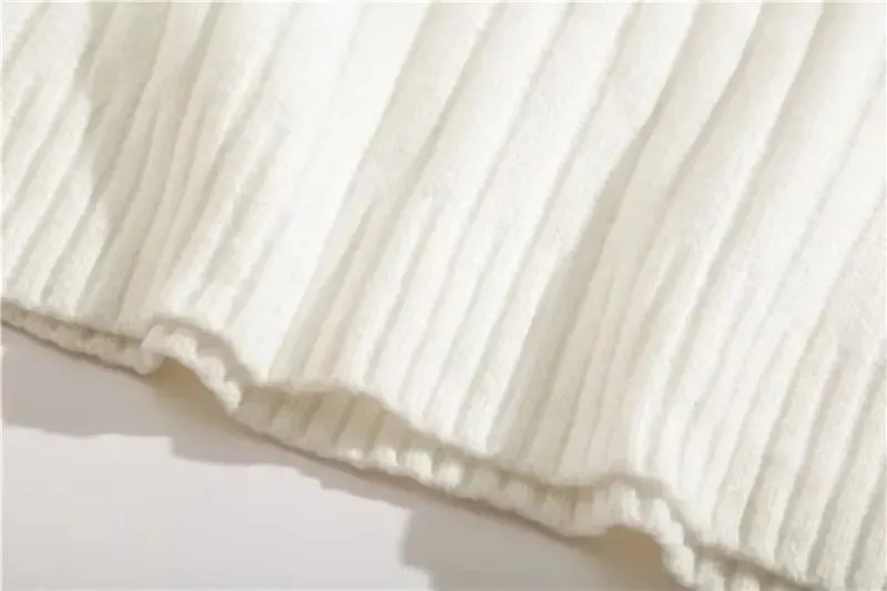 Handsome T-shirt Fake Two-piece Knitted Sweaters