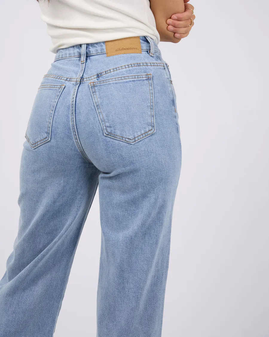 Jacqui Wide Leg Jean